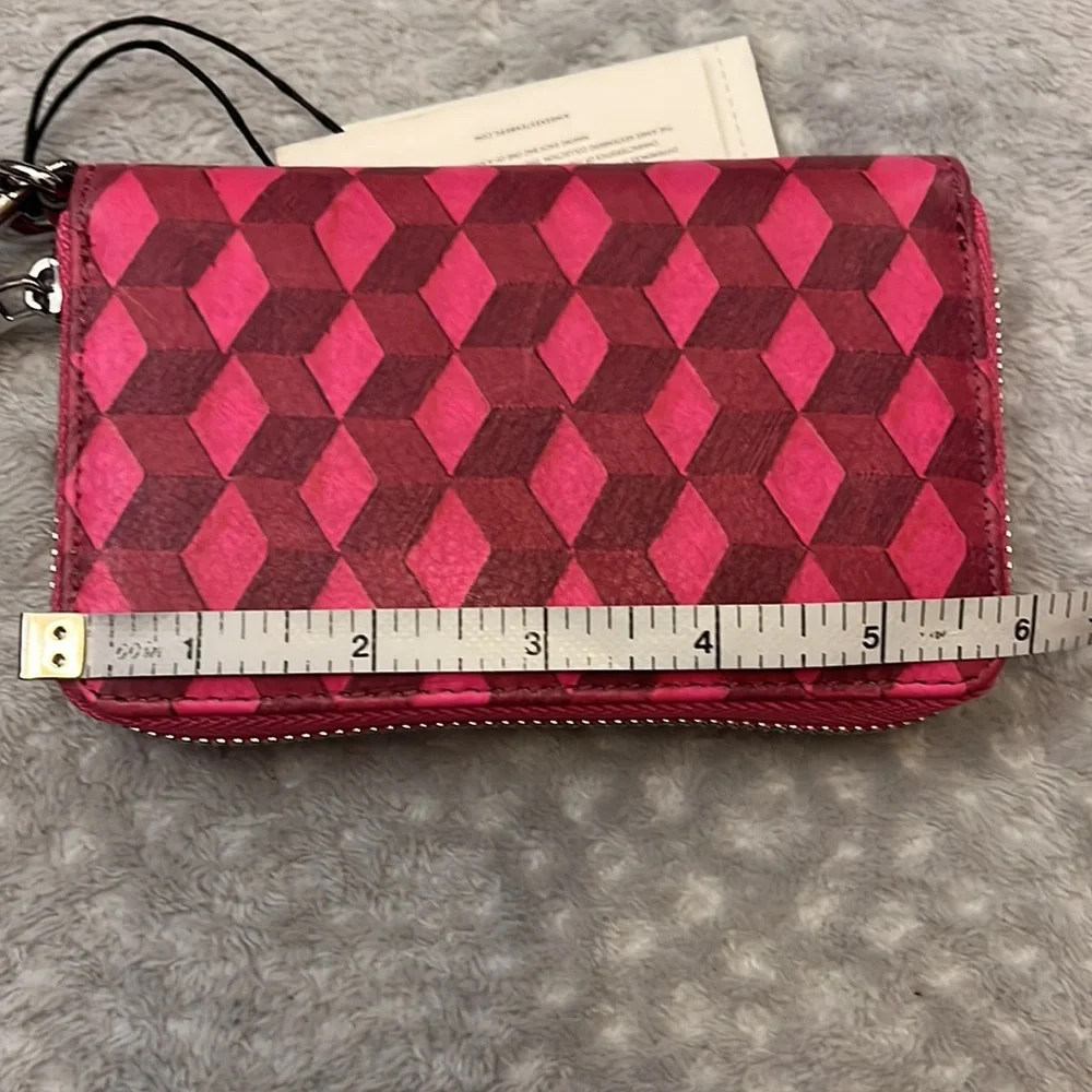 Aimee Kestenberg Two Tone Pink Wristlet New with Tags